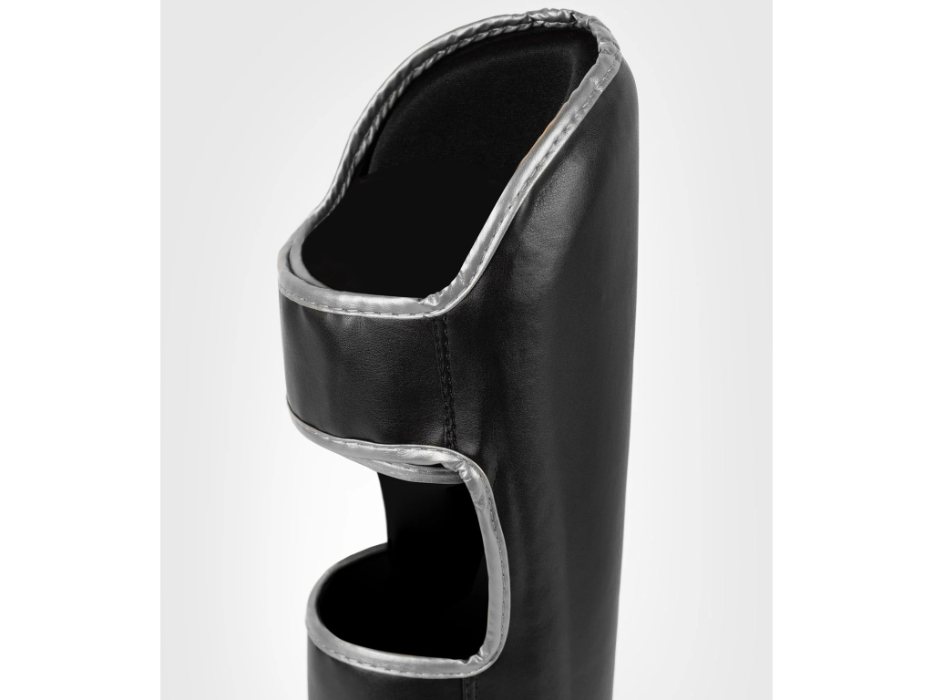 Захист ніг VENUM Challenger Standup Shinguards