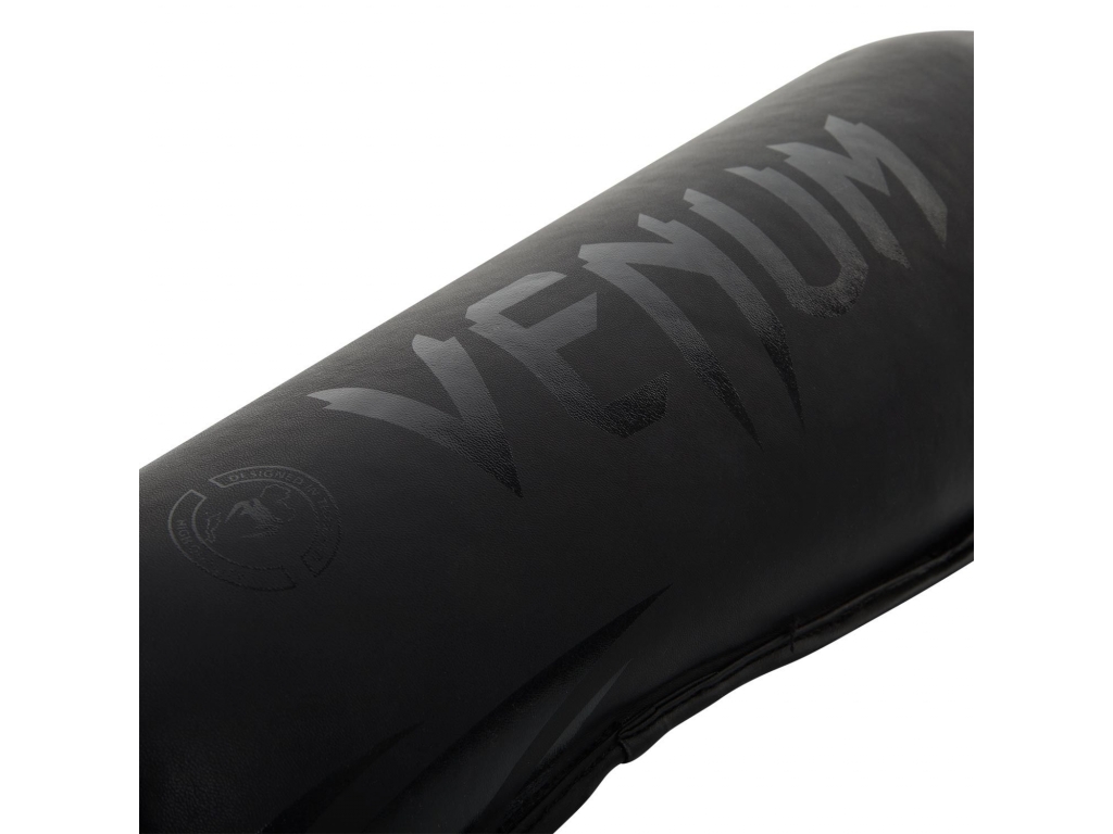 Захист ніг VENUM Challenger Standup Shinguards