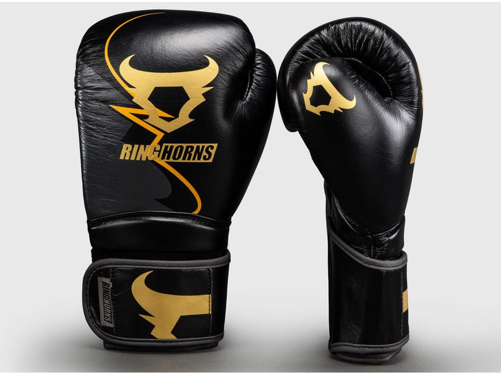 Рукавички тренувальні RINGHORNS Charger by Venum Boxing Gloves