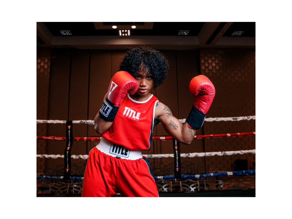 Форма для змагань (реверсивна) TITLE Boxing Stinger Reversible Amateur