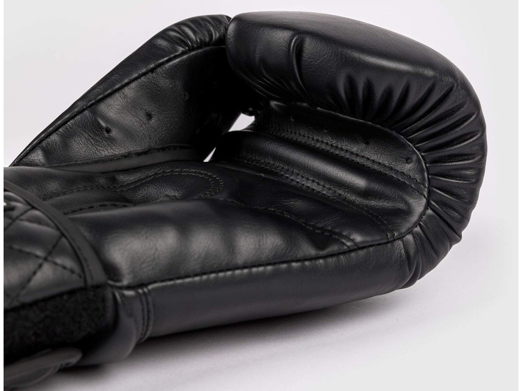 Рукавички боксерські VENUM Impact Classic Boxing Gloves