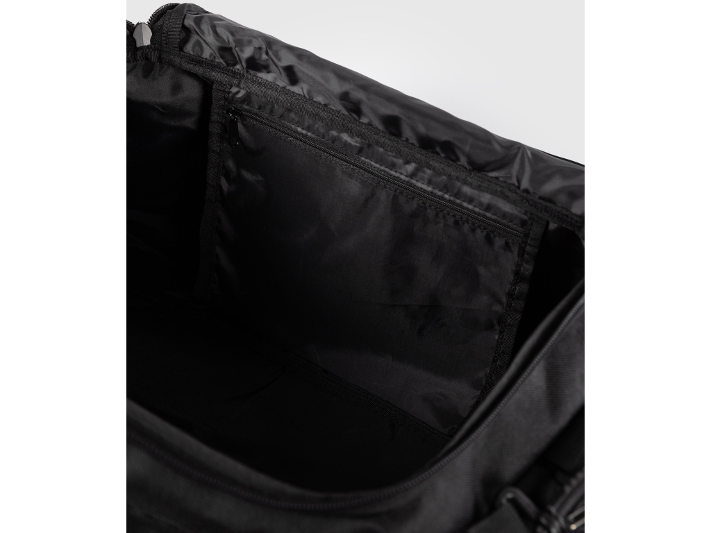 Сумка VENUM Essential Sports Bag