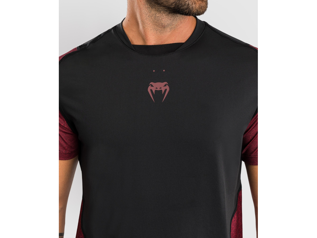 Футболка VENUM Assassins Creed Shadows Men’s Dry-Tech