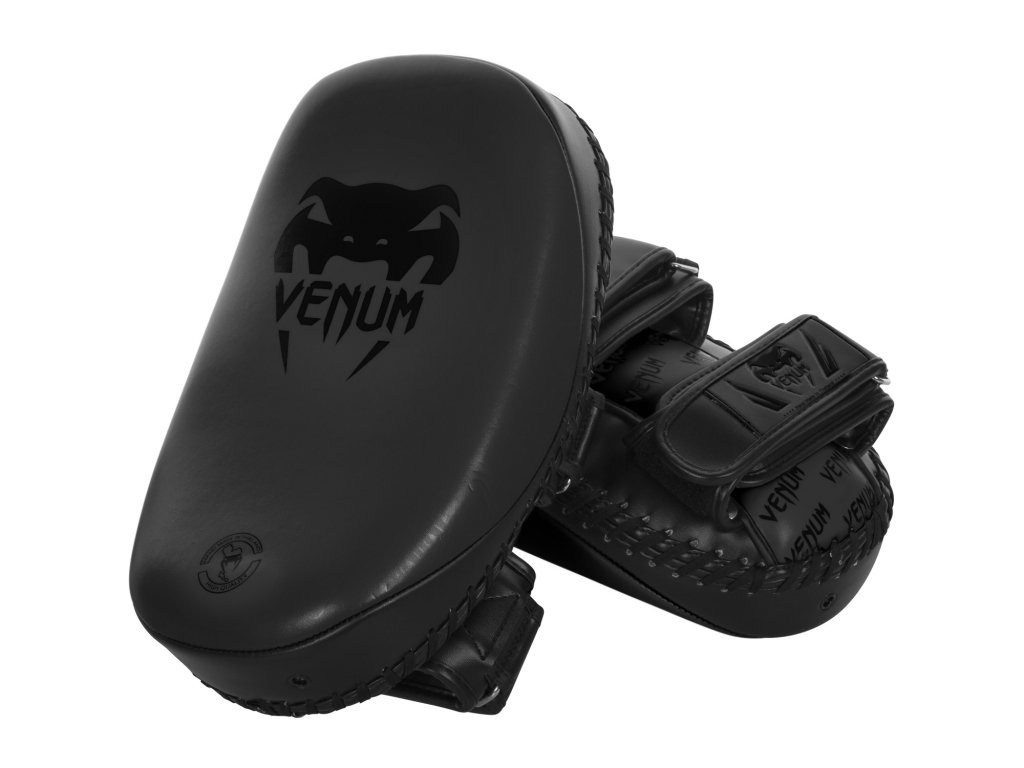 Маківари VENUM Light Kick Pad