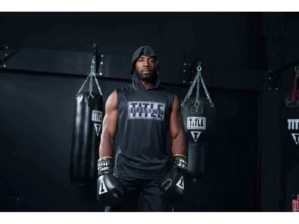 Безрукавка з капюшоном TITLE Boxing Outline Sleeveless Hoodie