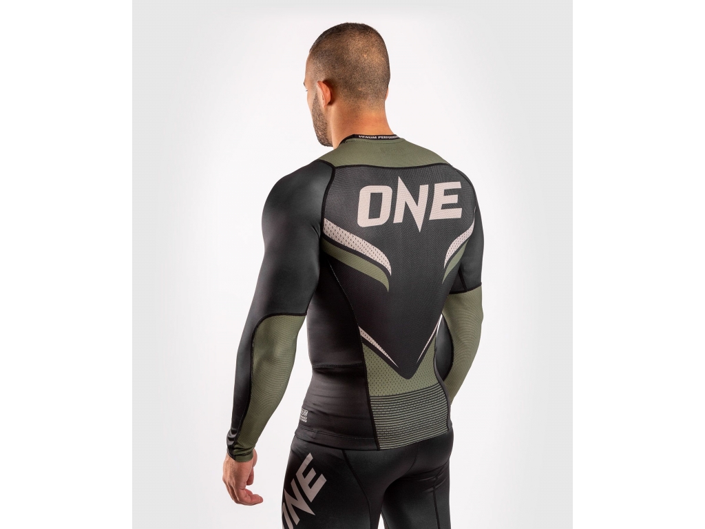 Рашгард VENUM One FC Impact Rashguard
