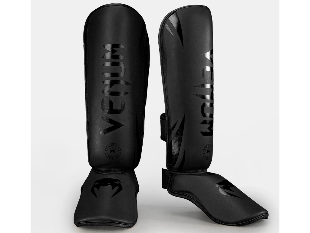 Захист ніг VENUM Challenger Standup Shinguards