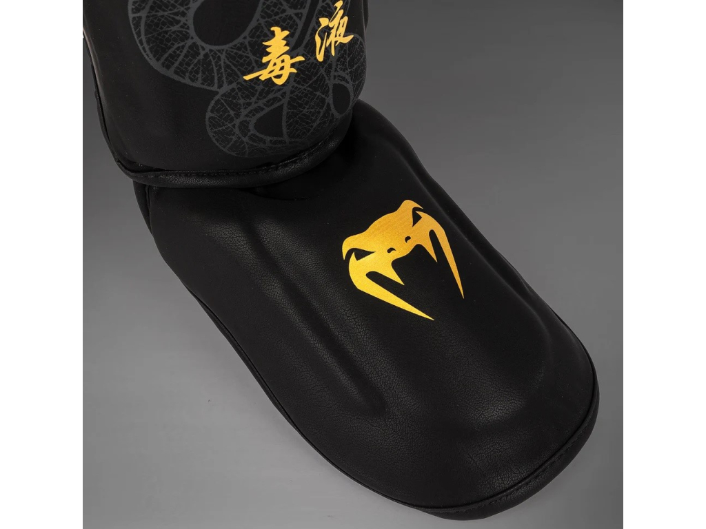 Захист ніг VENUM Serpenti Shin Guards