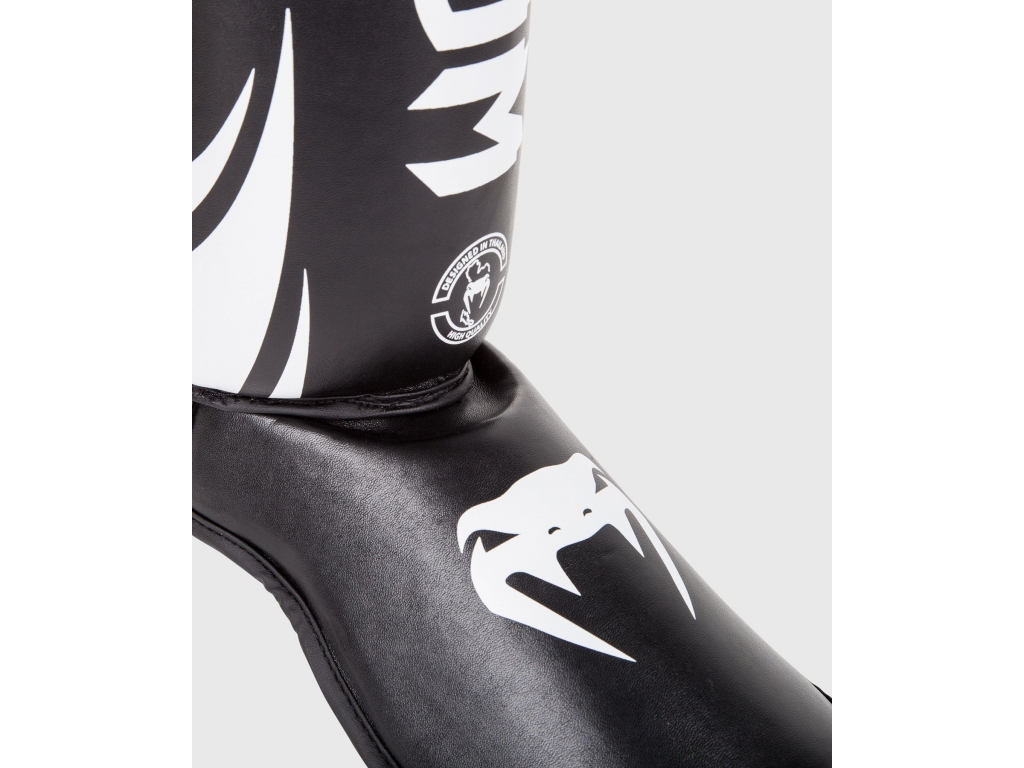 Захист ніг VENUM Challenger Standup Shinguards