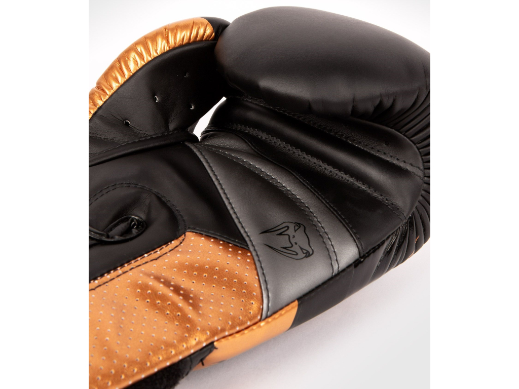 Рукавички тренувальні VENUM Elite Evo Boxing Gloves