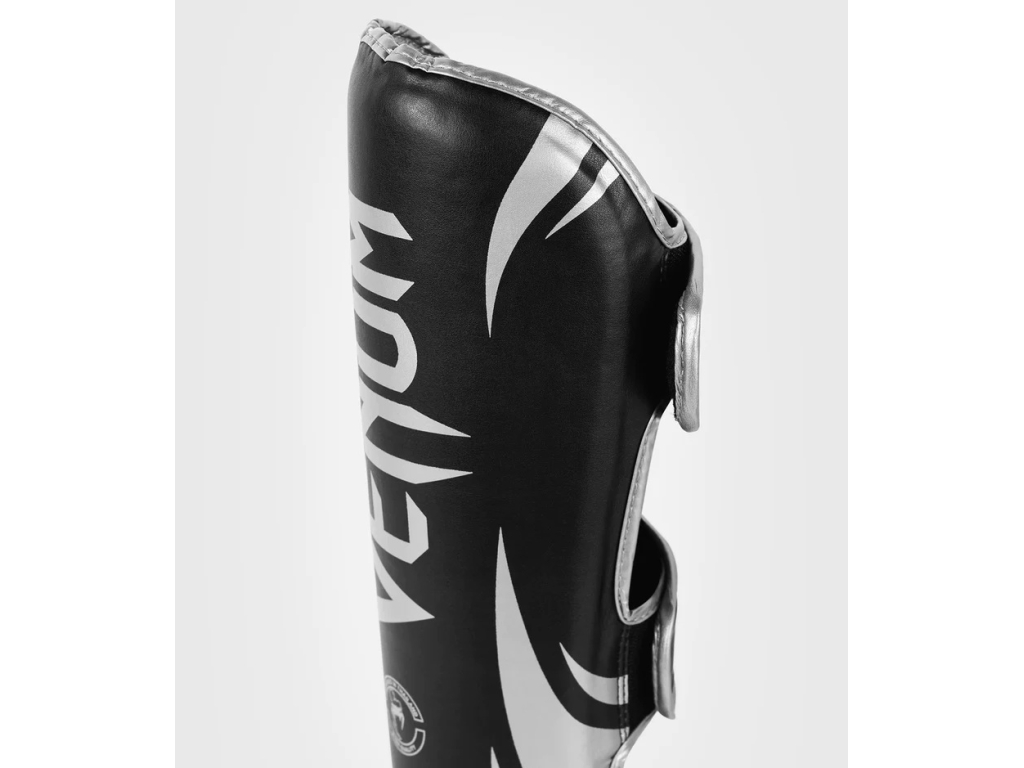 Захист ніг VENUM Challenger Standup Shinguards