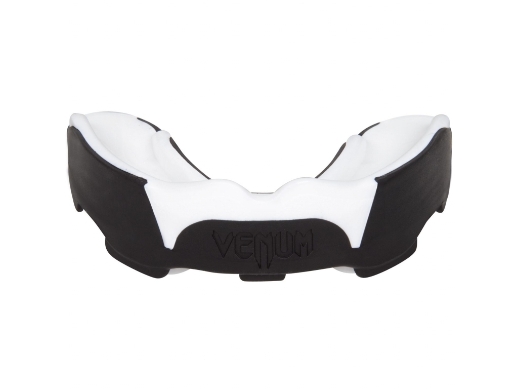 Капа VENUM Predator Mouthguard